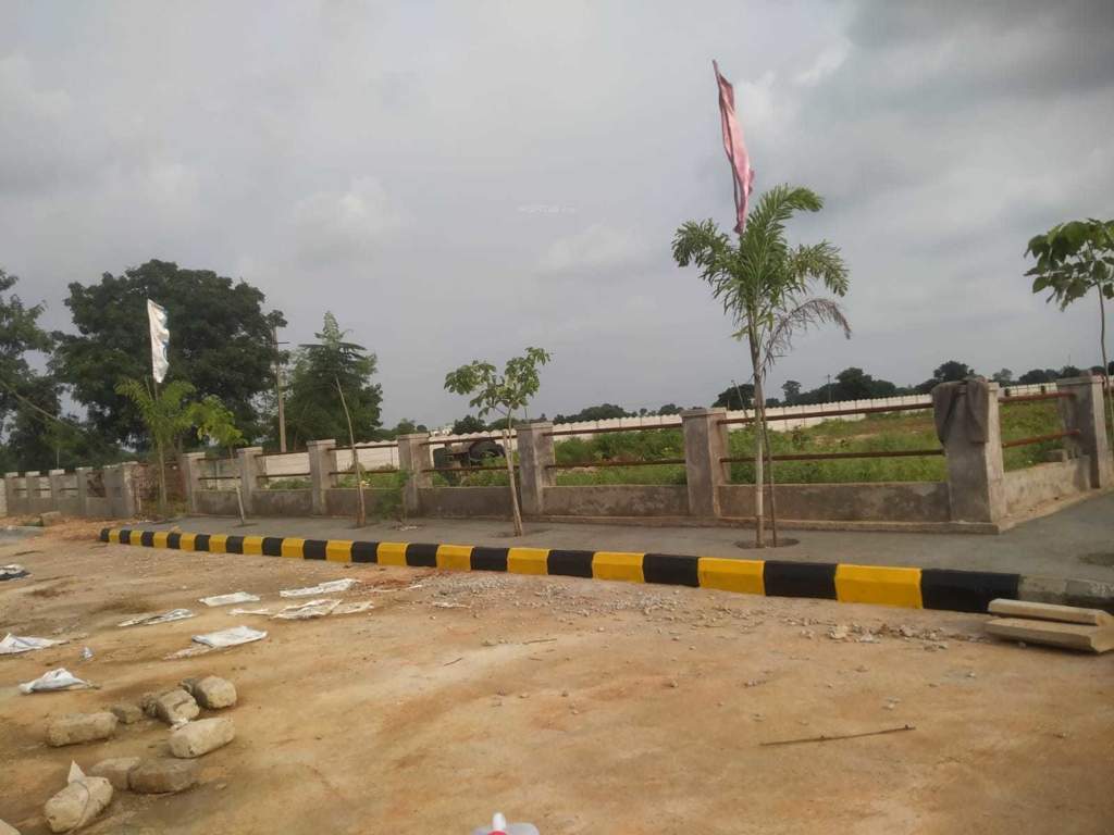  srinivasa nilaya Plot