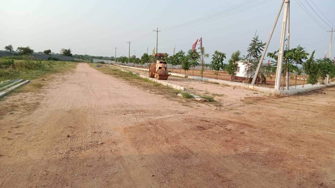  srinivasa nilaya Plot