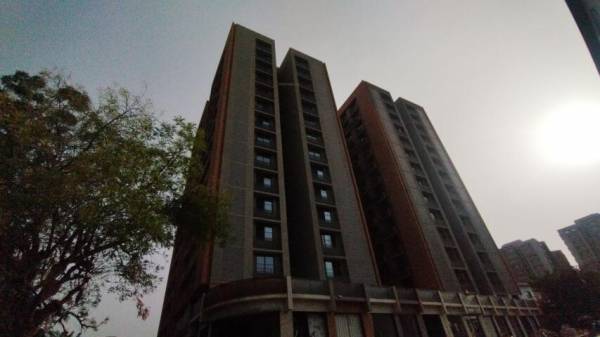  luxuria Block B Construction Status June-25