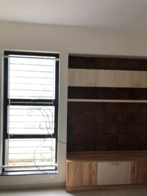  autumn-gardens Bedroom