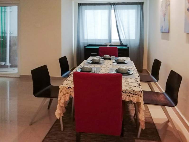  pbel city tower p Dining Area