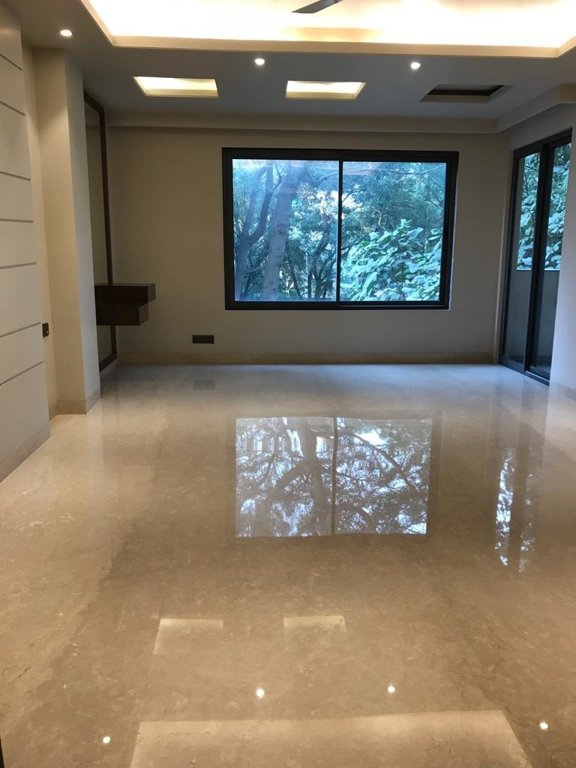  floors 1 Living Area