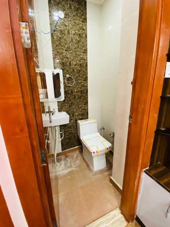 affordable housing Bathroom
