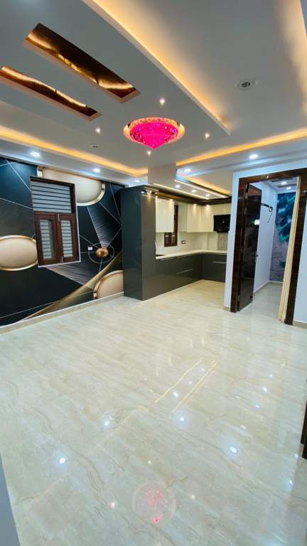 8 majestic homes Living Area