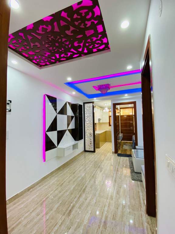 8 majestic homes Living Area