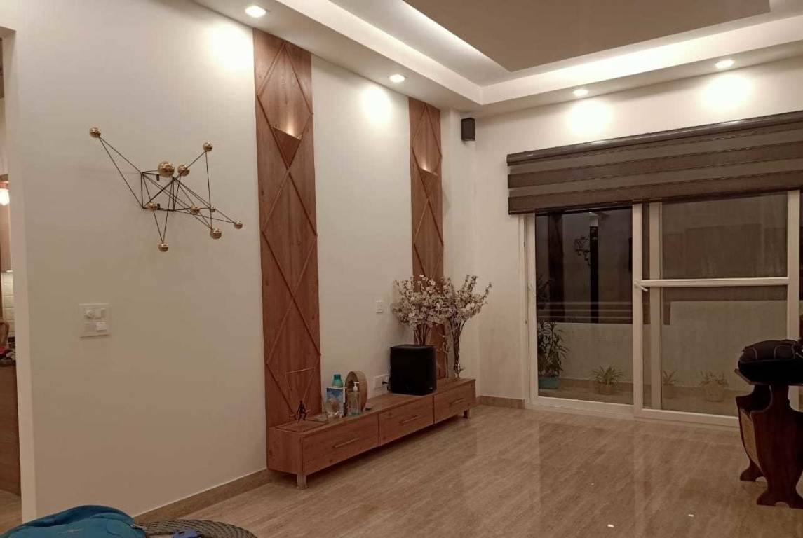  titanium floors 3 Living Area