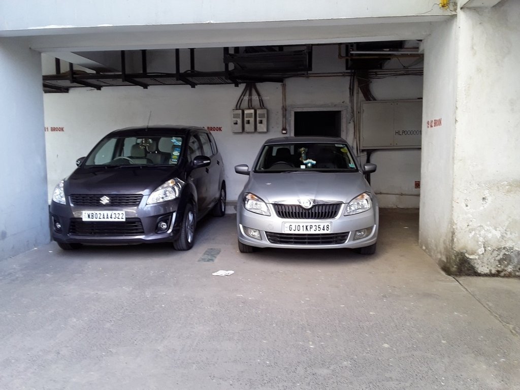  park Closed Car Parking