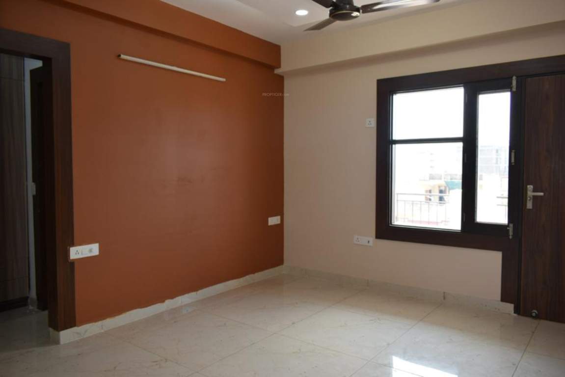  luxury independent floor Living Area