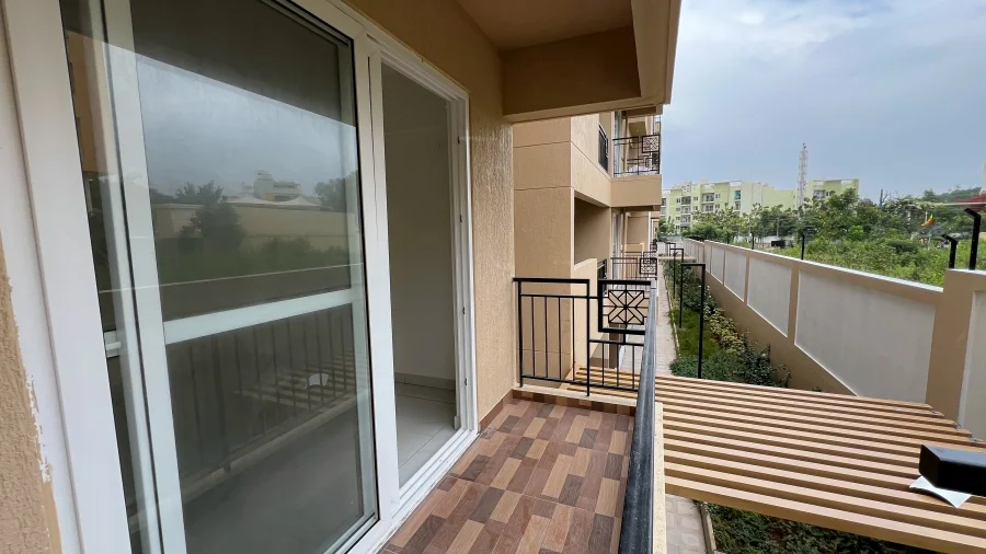  wise palmsprings Balcony