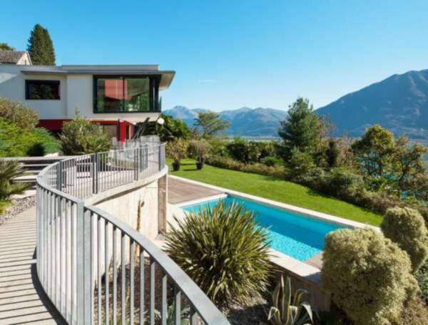 Balcony la-casa Balcony