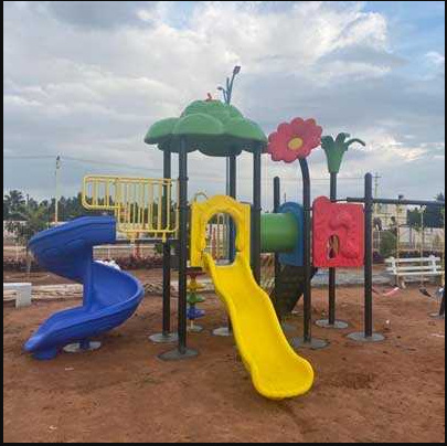  grand Children's play area