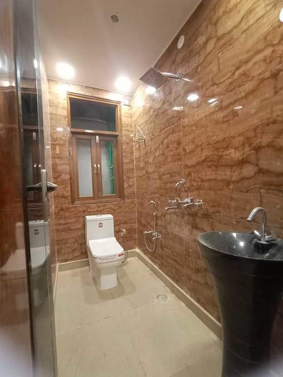  the galleria Bathroom