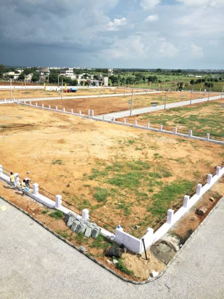 sannidhis-green-meadows Plot