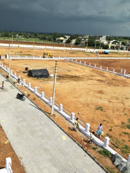  sannidhis-green-meadows Plot