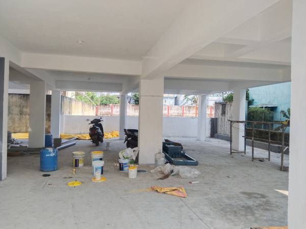  homes Closed Car Parking