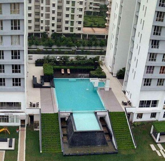  symphony Swimming Pool