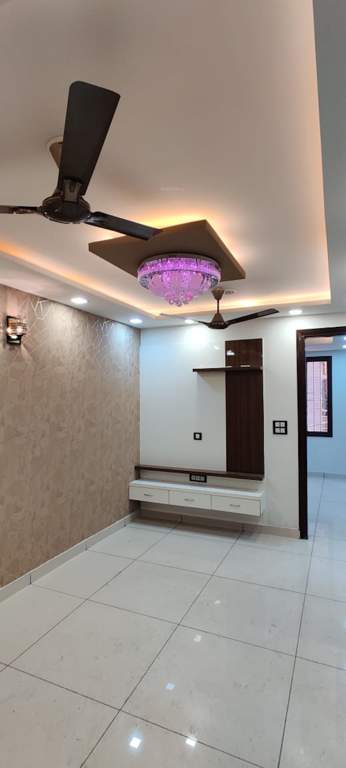  the luxuria Living Area