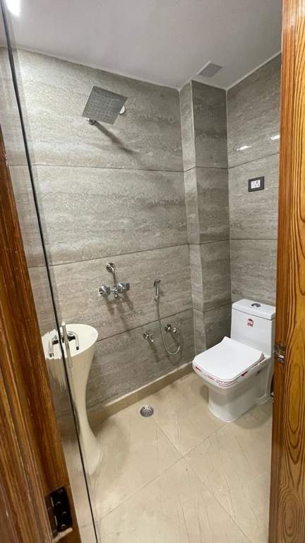  the affordables Bathroom