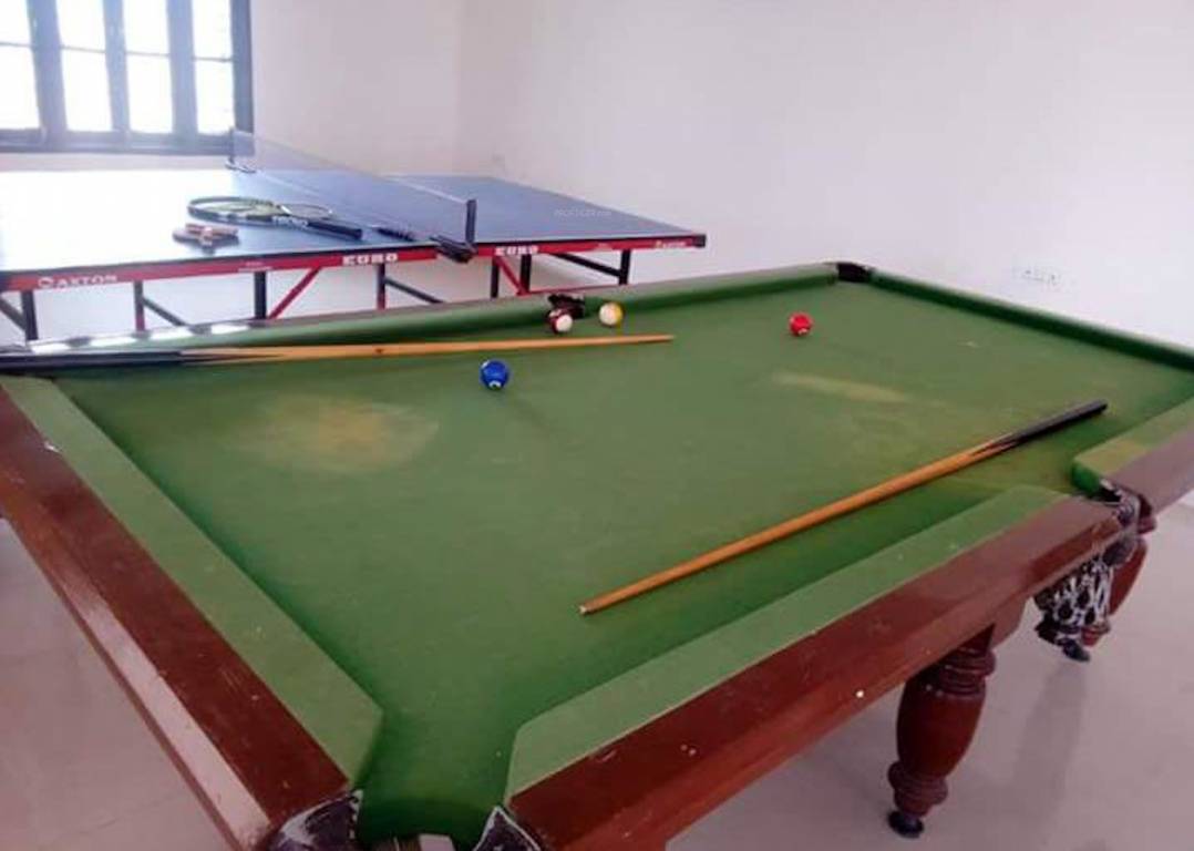  sukrithi aarunya Swimming Pool