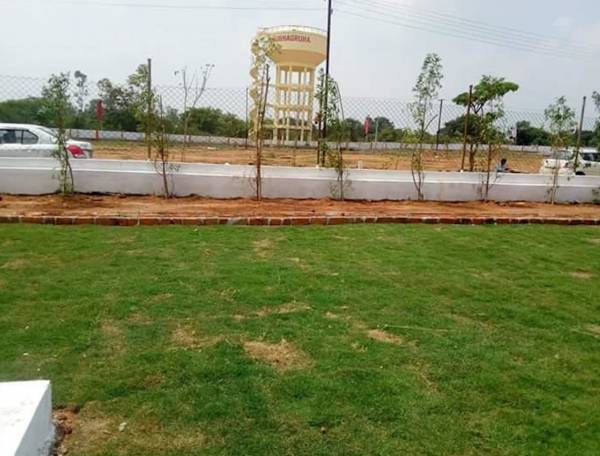  sukrithi-aarunya Plot