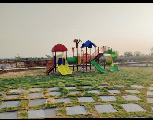  rrr-county Children's play area