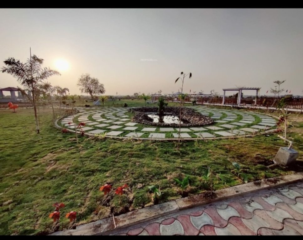  rrr county Landscaped Gardens