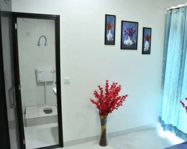  pooja-tower-2 Bathroom