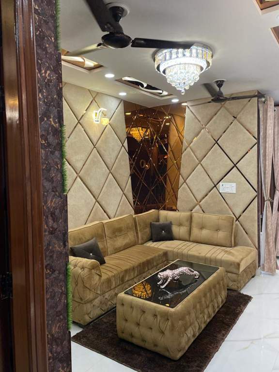 the royal residency Living Area