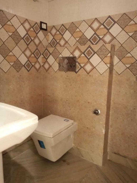  the sunrise apartments Bathroom