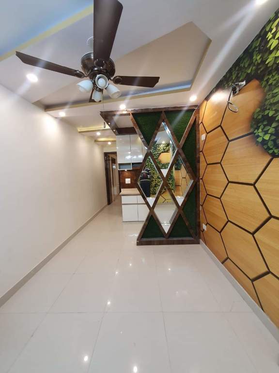  the royal adress Living Area