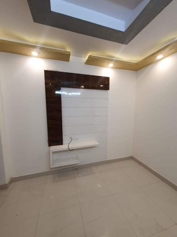  the royal adress Living Area