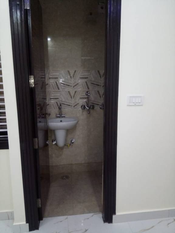 the royal homes Bathroom