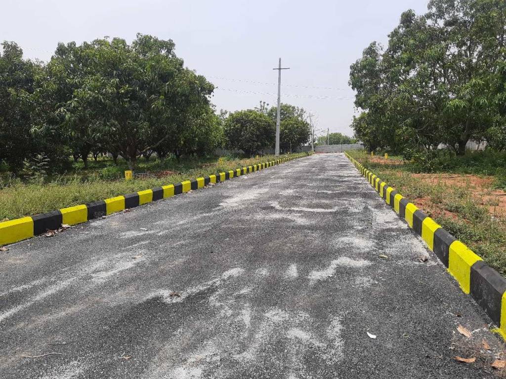  sri yadadri gardens Plot