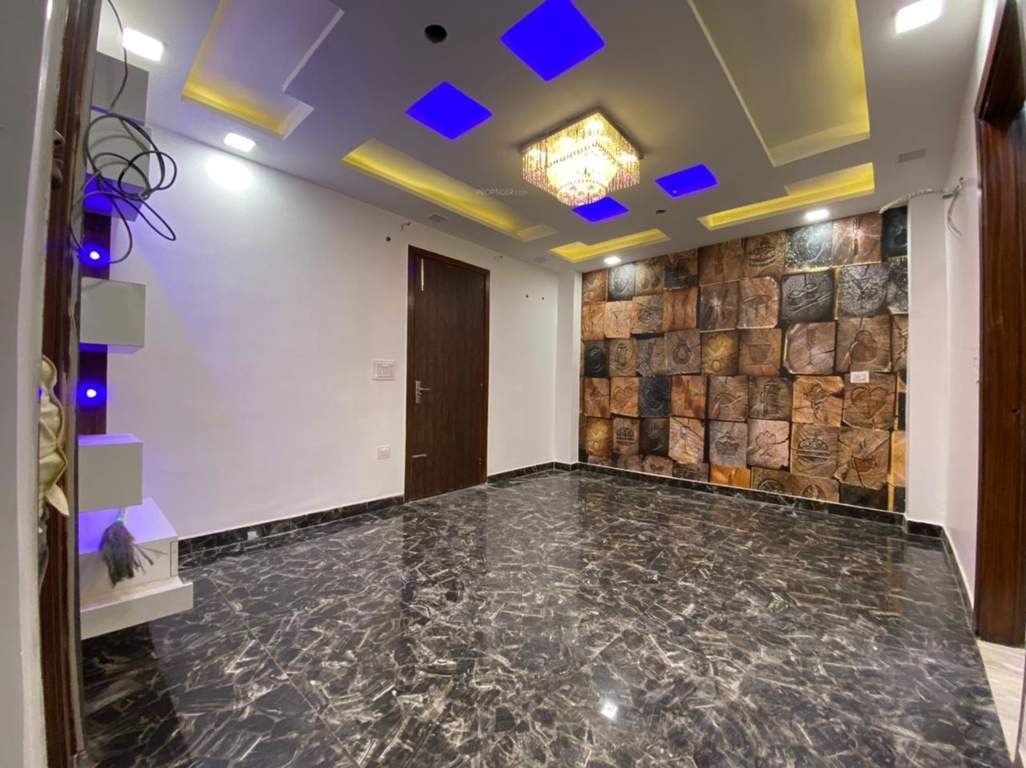  the estonia Living Area