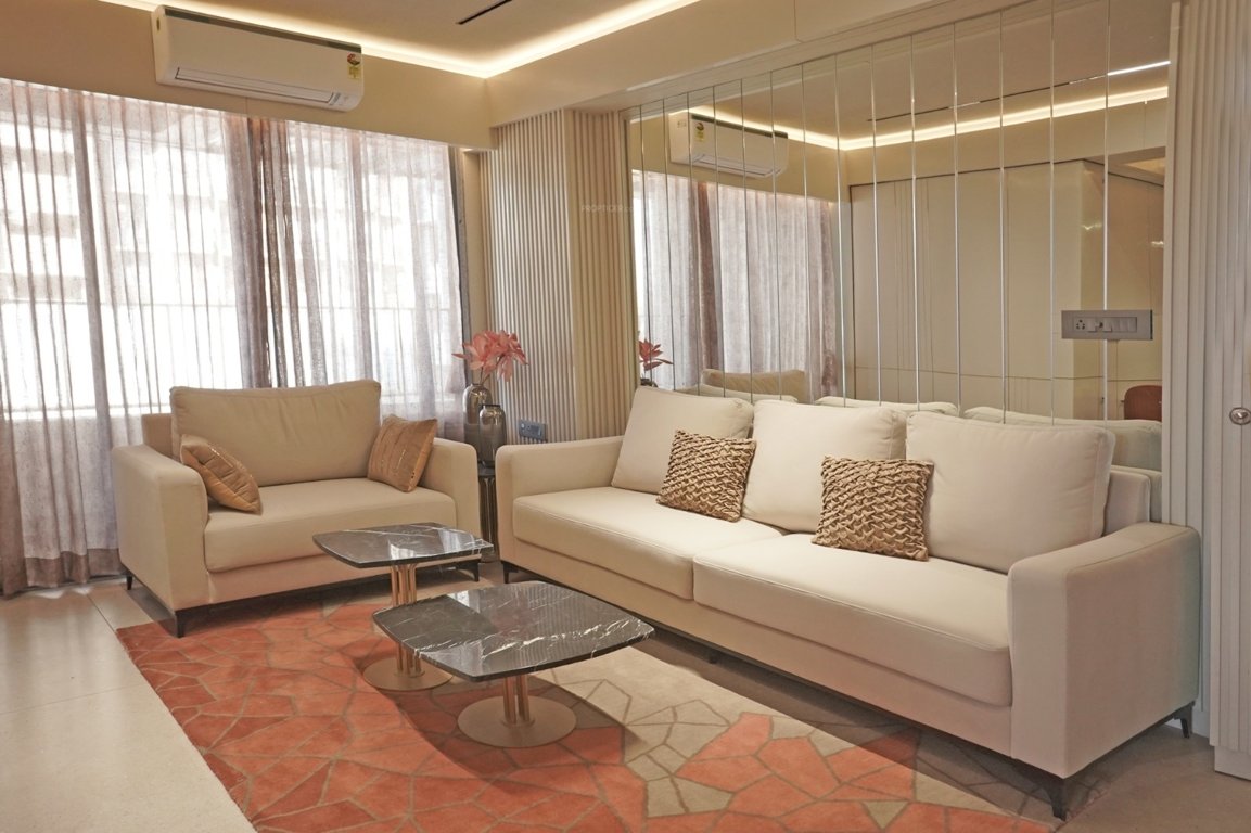  shela 24 Living Area