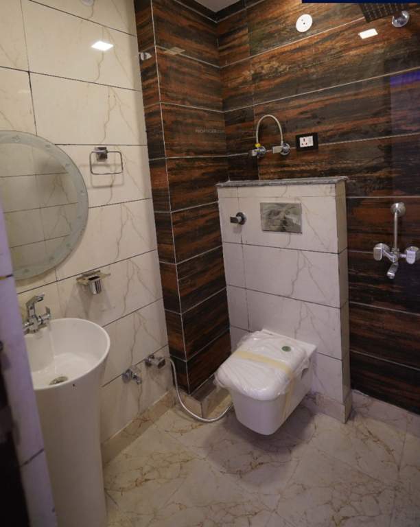  the roman address Bathroom