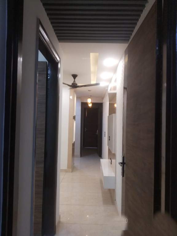  the address Lobby
