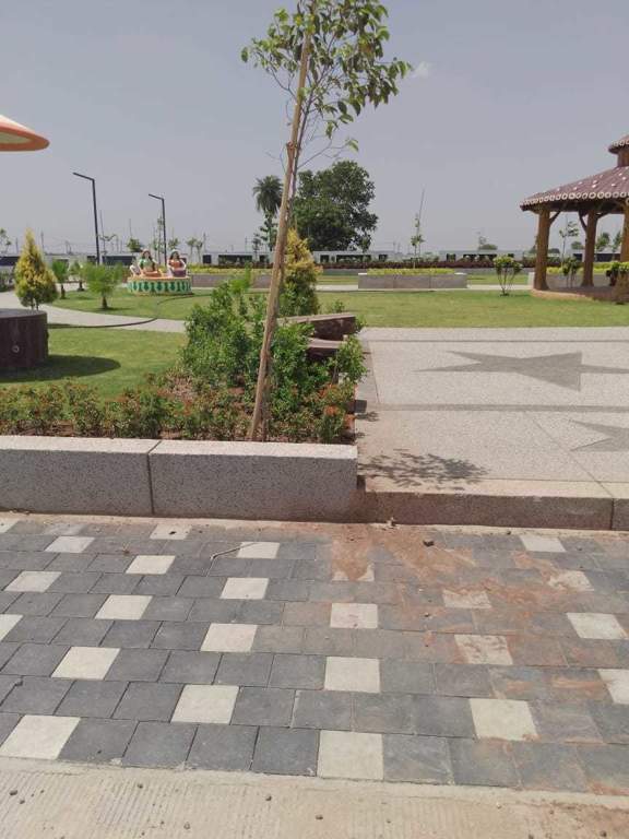  mamta golden valley Plot