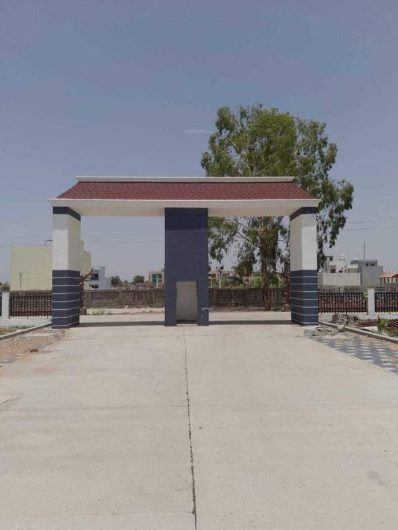  mamta golden valley Plot