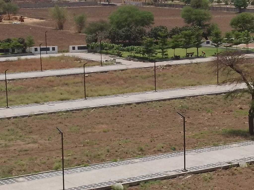 mamta golden valley Plot