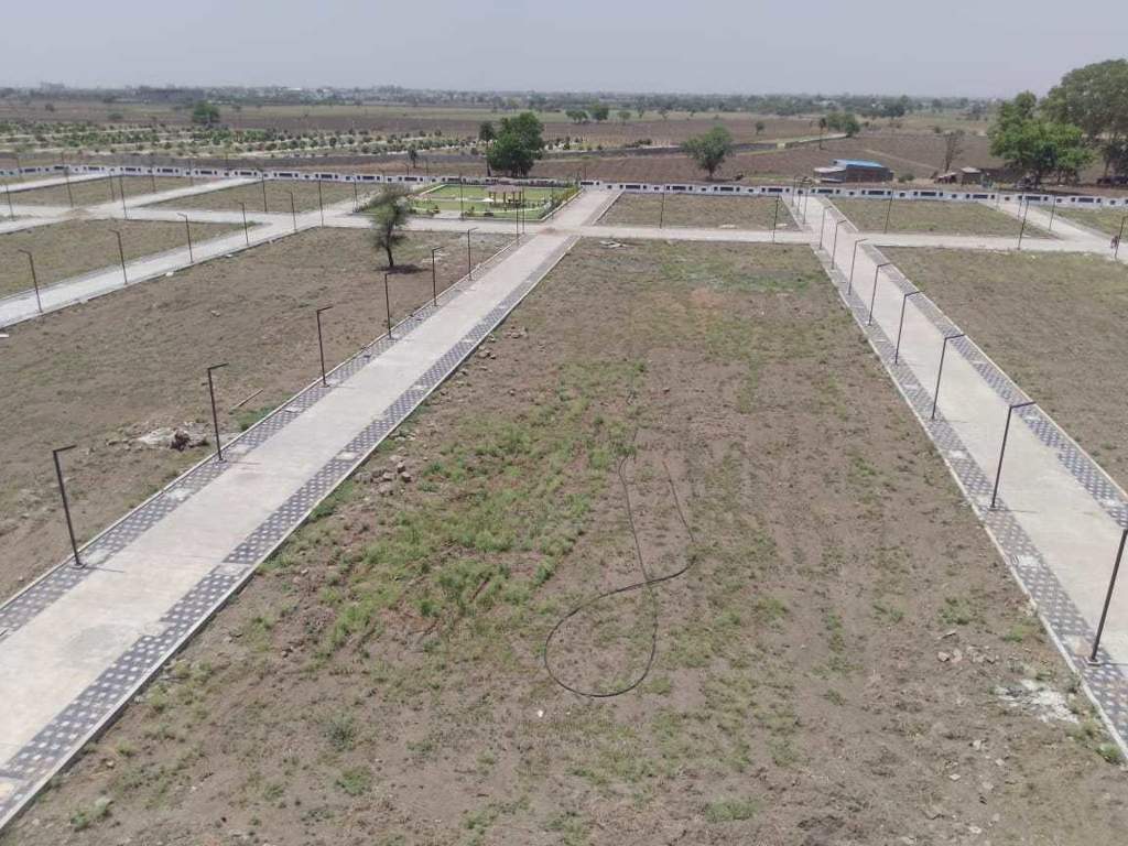  mamta golden valley Plot