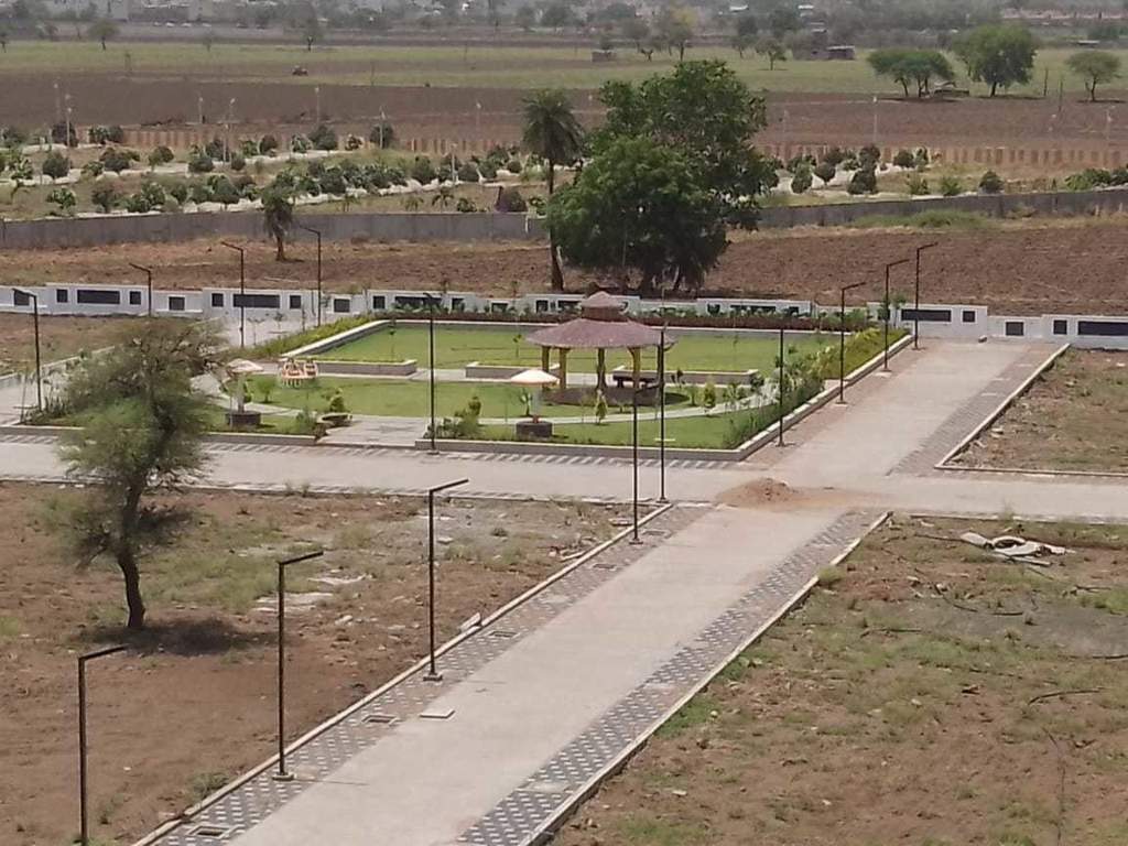  mamta golden valley Plot