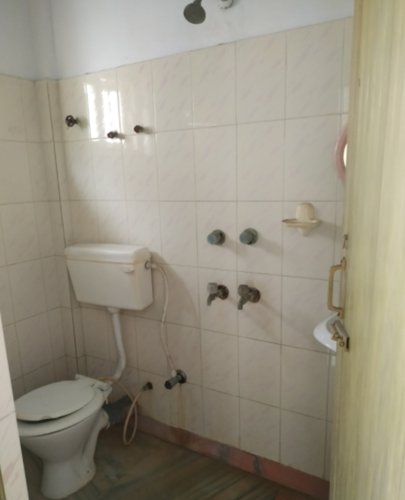  19-n-naktal-road Bathroom