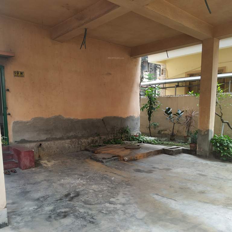  19 n naktal road Living Area