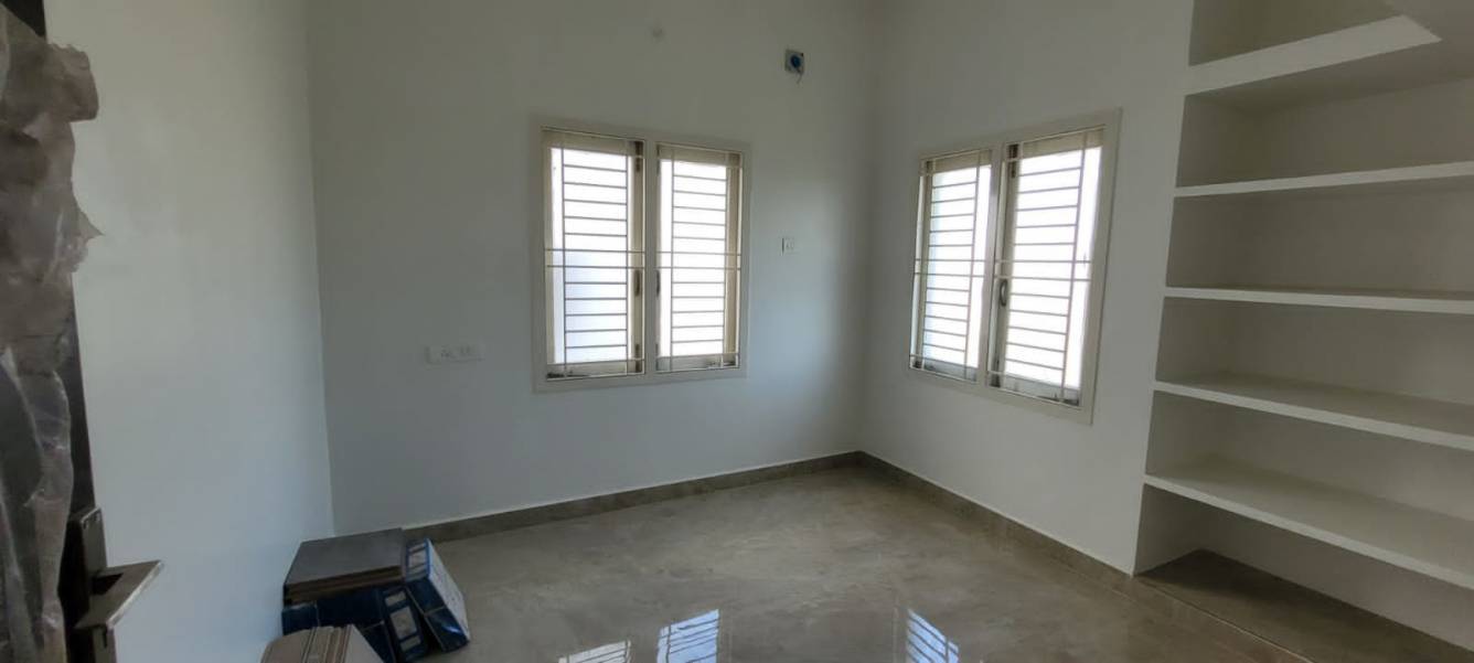  mc joel flats Living Area