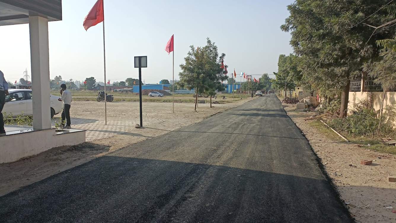  plots in zirakpur Internal Roads
