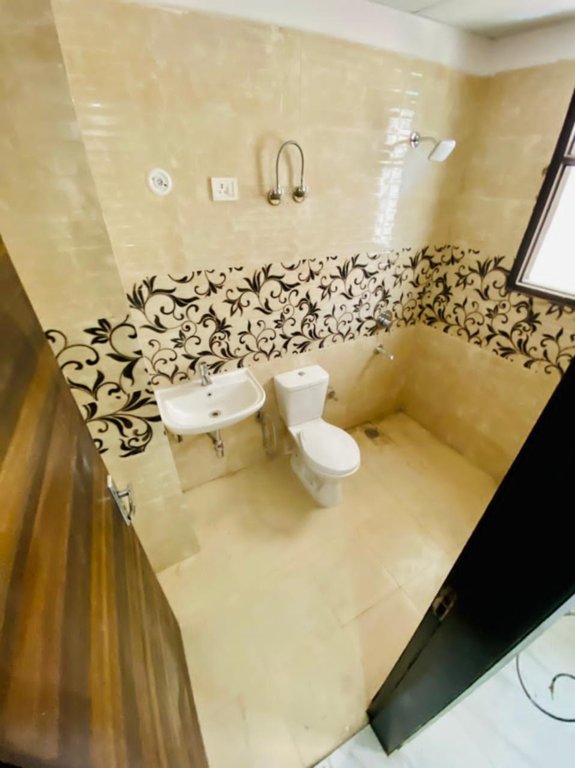  krishna home 30 Bathroom