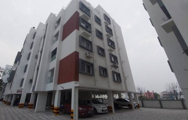  queens-park Car Parking