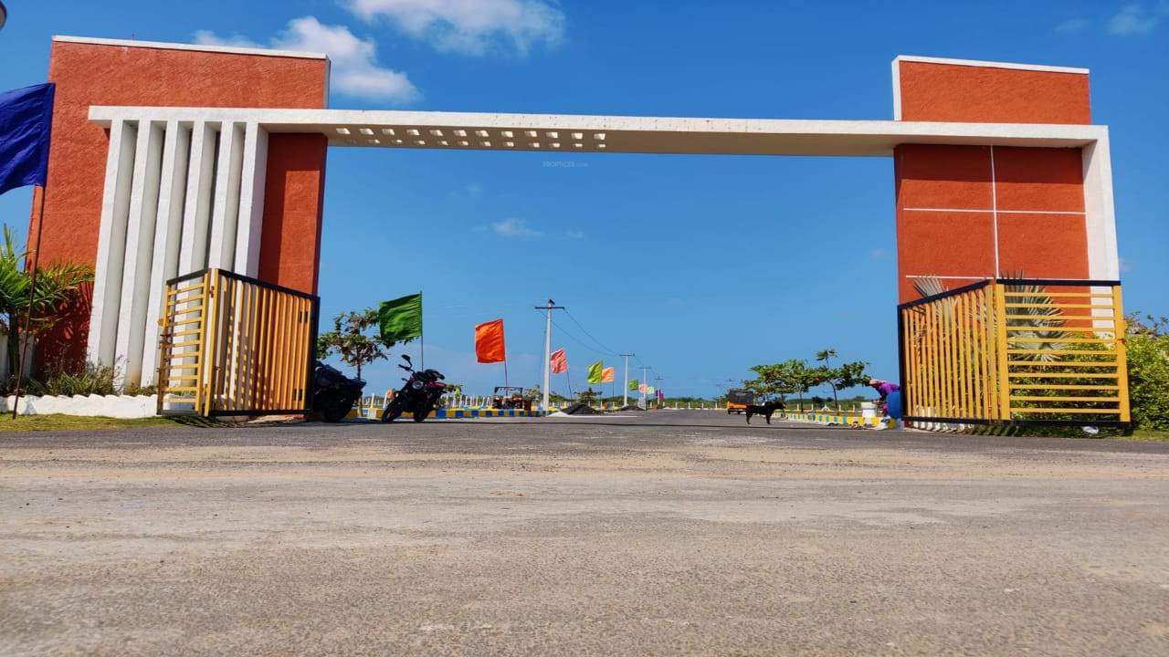  ponneri gomathi amman nagar Entrance Lobby