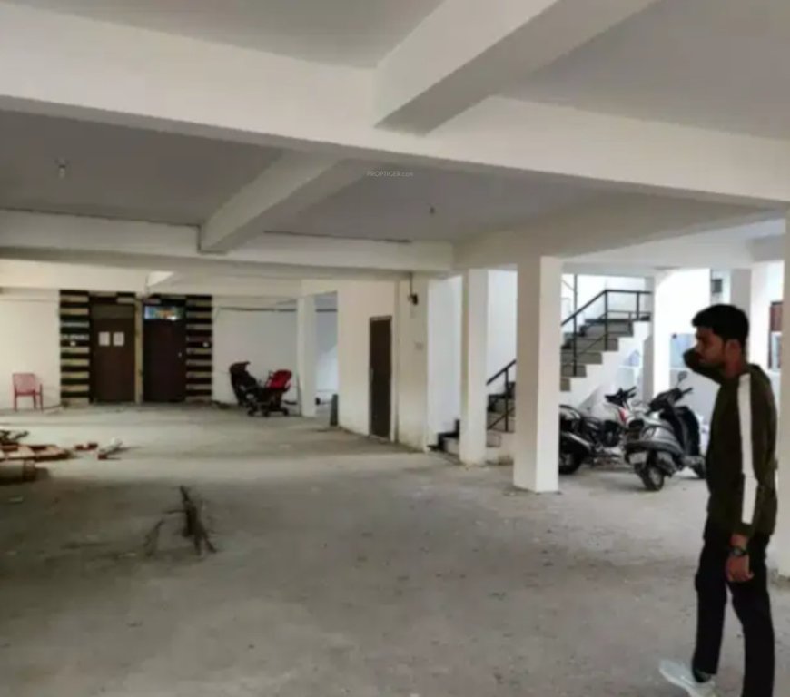  1090 apartment Closed Car Parking